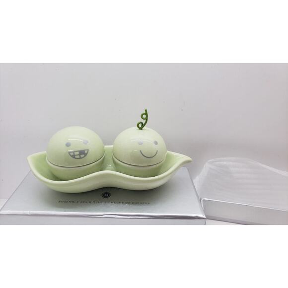 Hallmark Baby's 1st Tooth & Curl Set Ceramic Peas in a Pod Baby Keepsake NIB - Picture 6 of 9